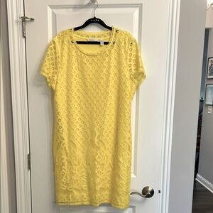 Isaac Mizrahi Sunny Yellow Lace Top